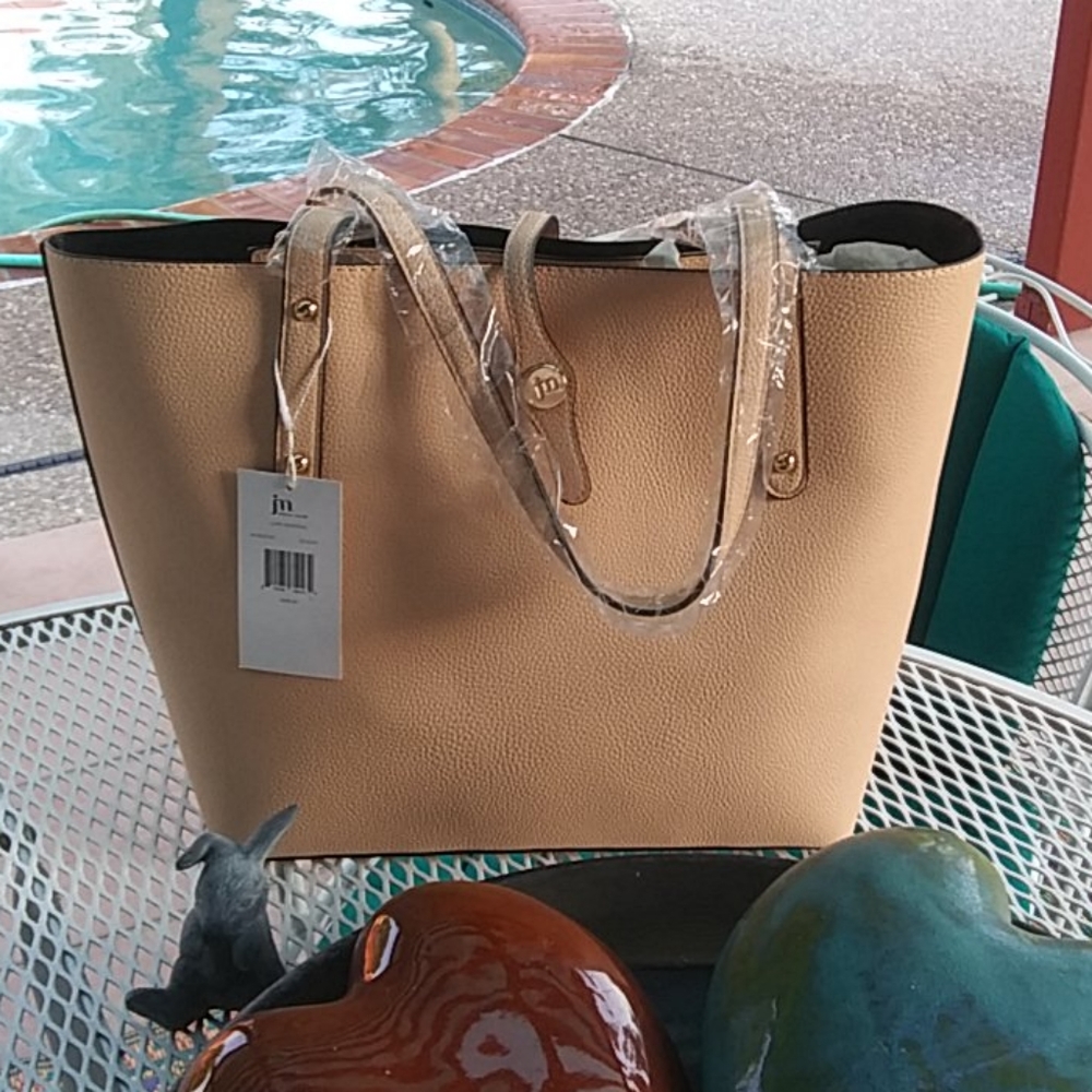 🍑💛💛Jessica Moore Peachy Luxe Handbag Size L